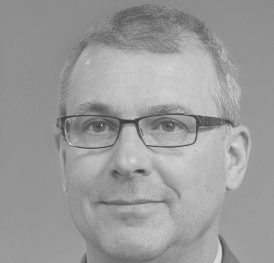 Retrato profesional de Tomás Guerrero, especialista en control presupuestario